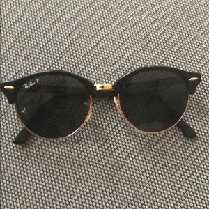 Polarized Ray-Ban club round classic